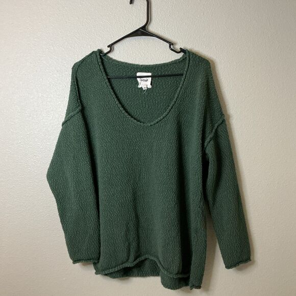aerie Tops - Aerie Green Textured Knit Sweater Women’s Medium Relaxed Cozy Pullover